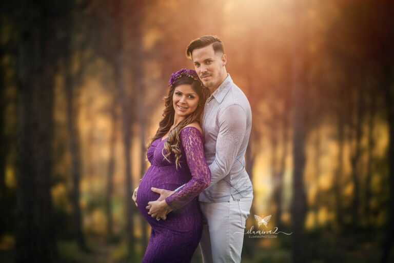 Sesión de fotos de embarazo en Sant Cugat del Valles. Fotografías para embarazadas, reportajes premamá.