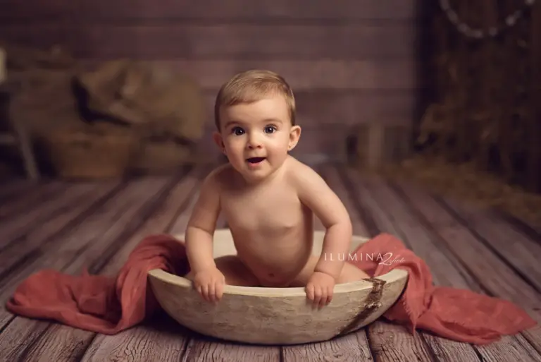 Sesiones de fotos en el Baix Llobregat. Fotógrafos de bebés.