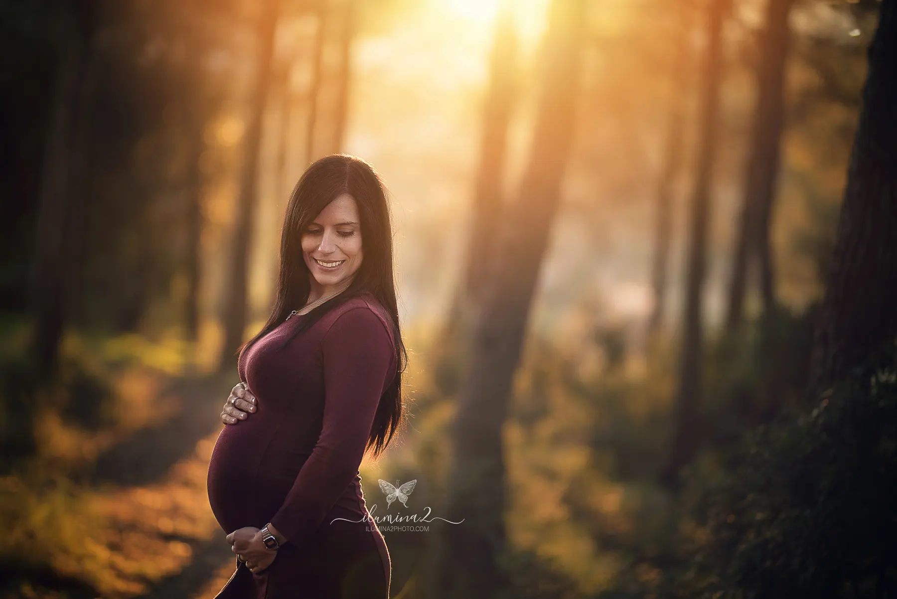 Sesiones de fotos de embarazo en el bosque