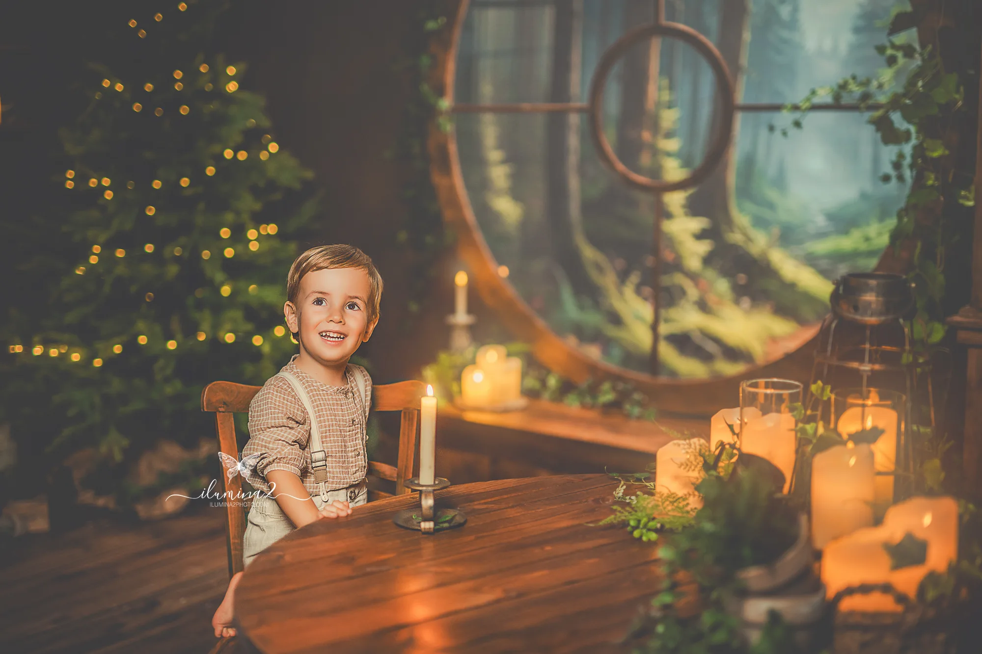 Sesiones de fotos de Navidad Ilumina2 Photo Familia disfrutando su sesión de fotos de Navidad en Ilumina2 Photo, Barcelona